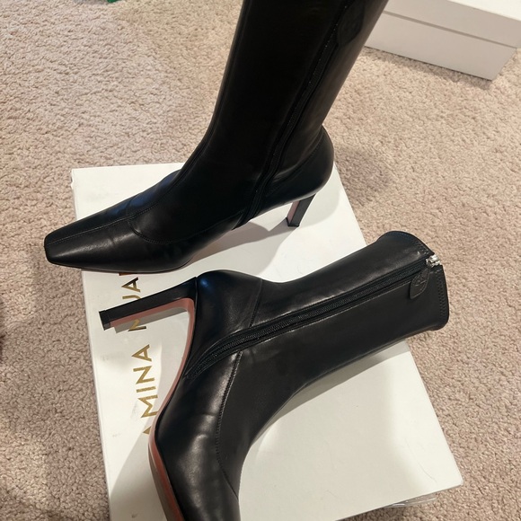 Amina Muaddi Black Heeled Boots Sleek Design - Picture 7 of 8